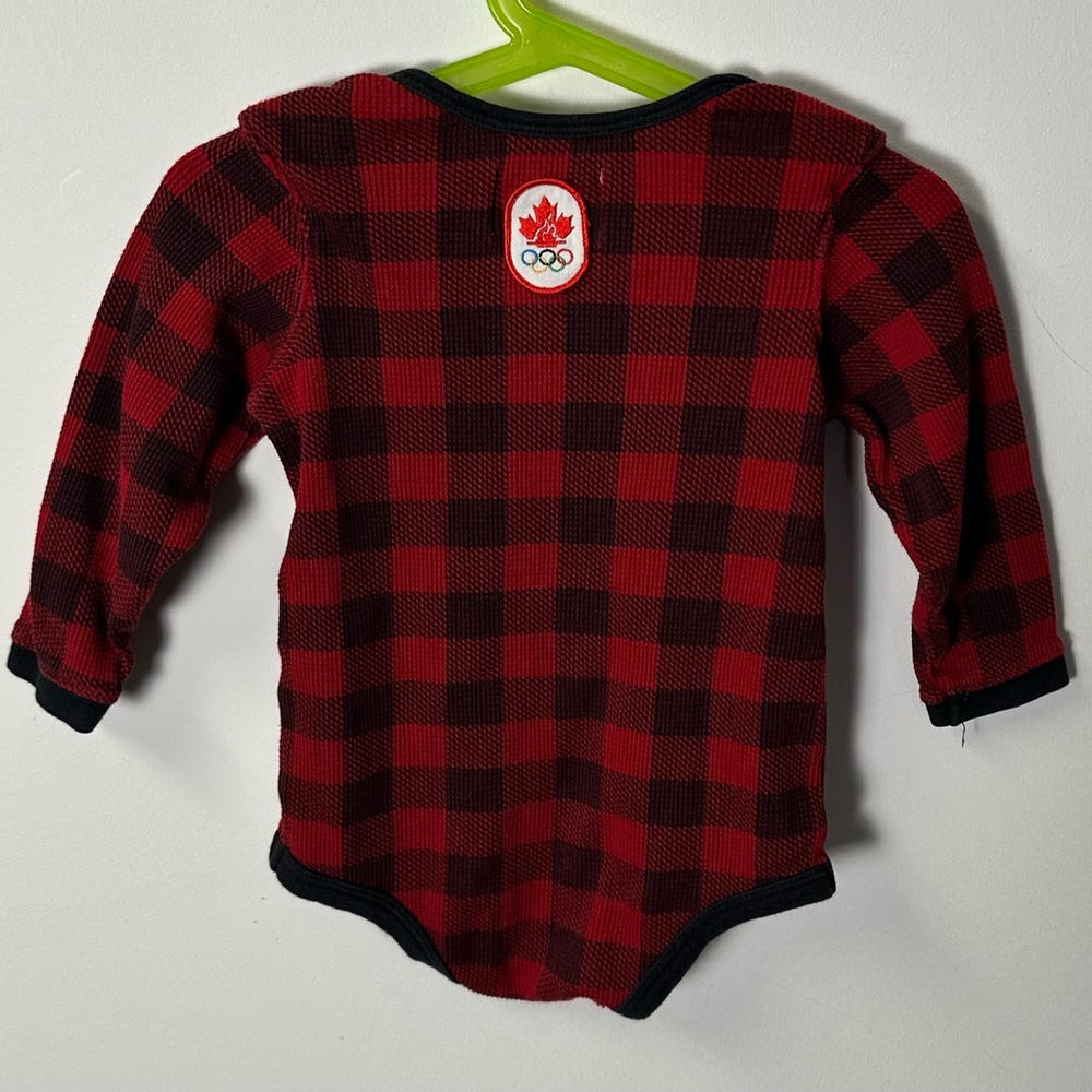 VTG HUDSONS BAY CO. OLYMPICS red & black plaid waffle knit jumper, baby 12-18M.